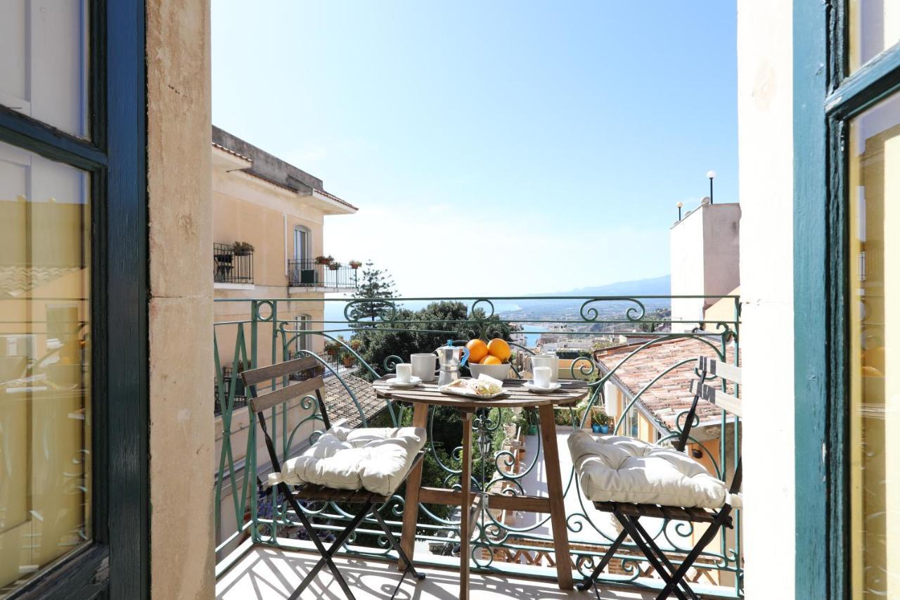 Greek Theater - Sea View Apartment Ταορμίνα Εξωτερικό φωτογραφία