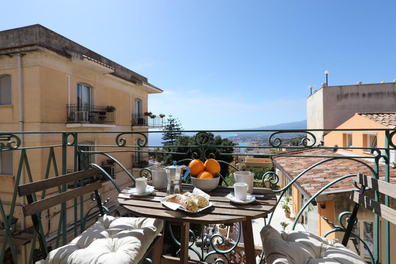 Greek Theater - Sea View Apartment Ταορμίνα Εξωτερικό φωτογραφία