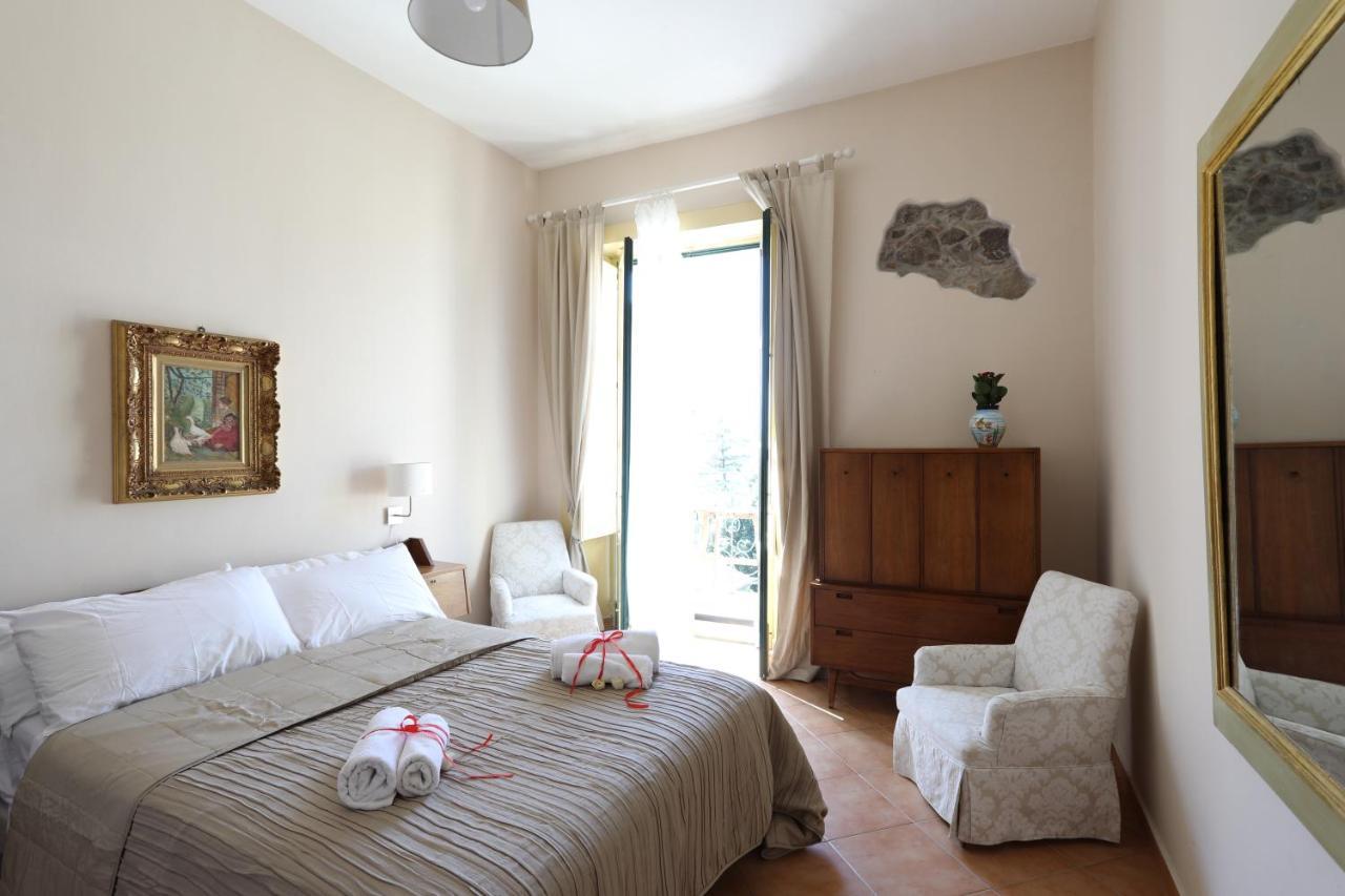 Greek Theater - Sea View Apartment Ταορμίνα Εξωτερικό φωτογραφία